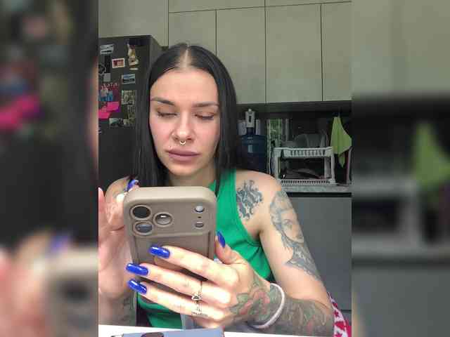 deva_maria webcam