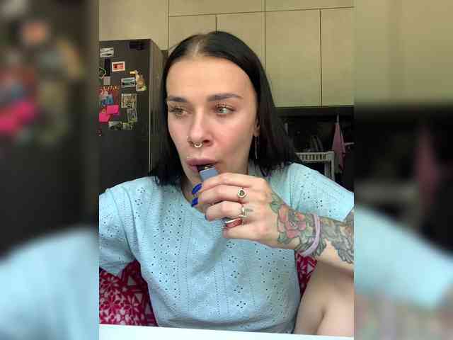 deva_maria webcam