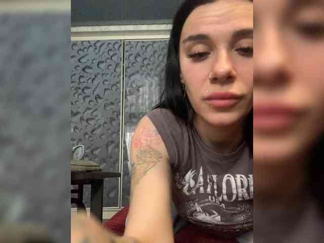 deva_maria webcam