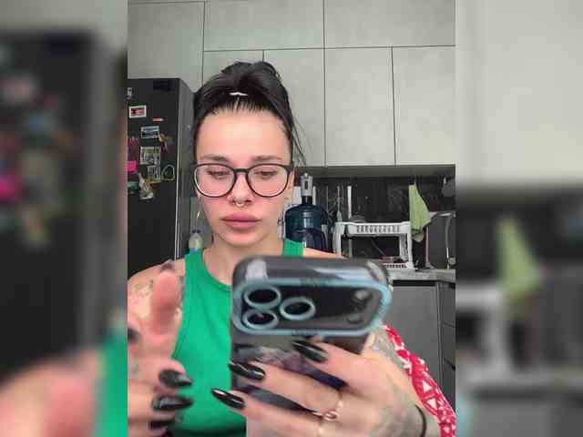 deva_maria webcam