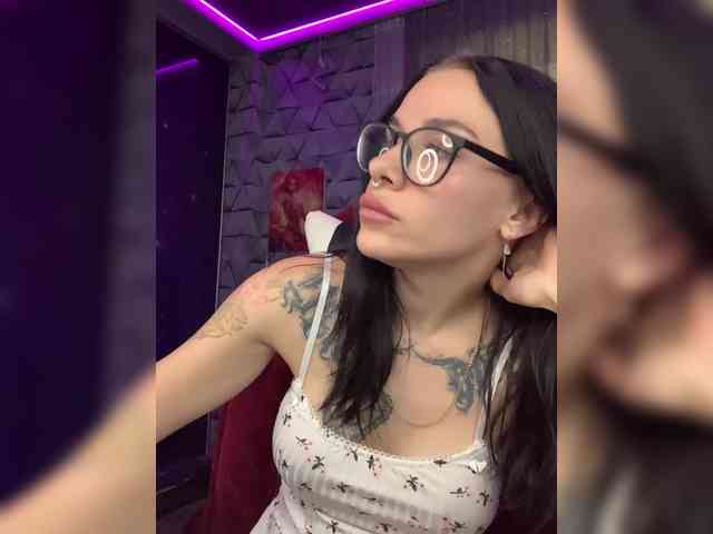deva_maria webcam