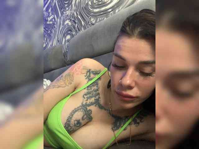 deva_maria webcam