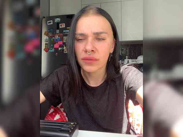 deva_maria webcam