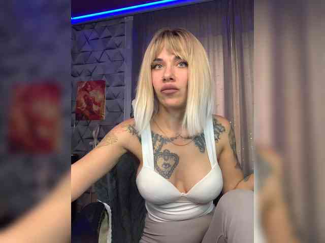 deva_maria webcam