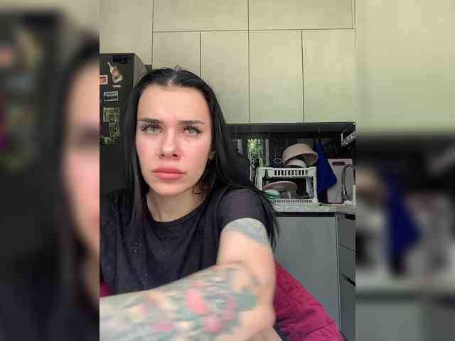 deva_maria webcam