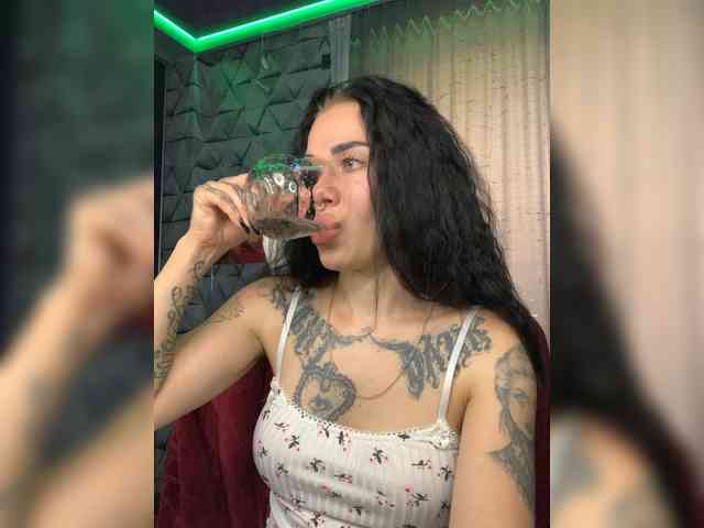deva_maria webcam