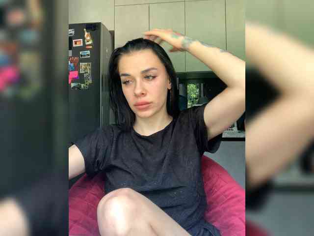 MaidenCrystal Sex Cam Show