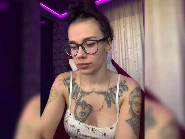 deva_maria webcam