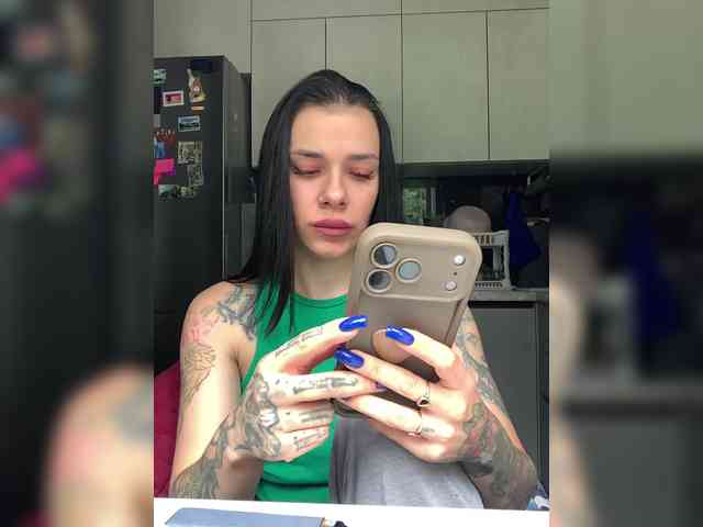 deva_maria webcam