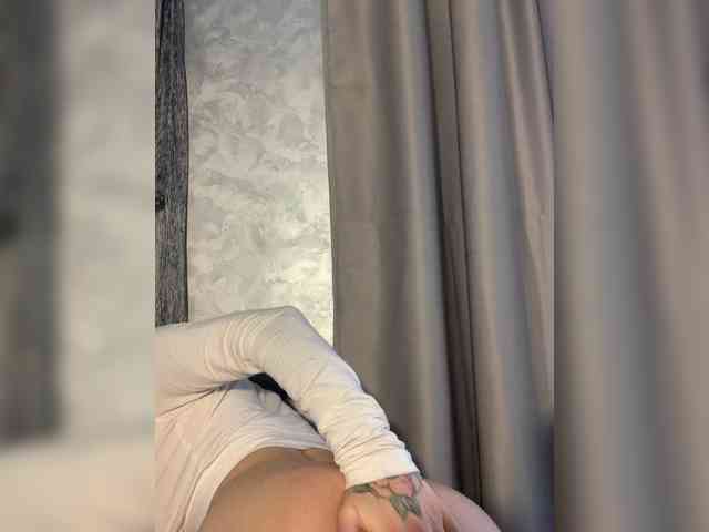 deva_maria webcam