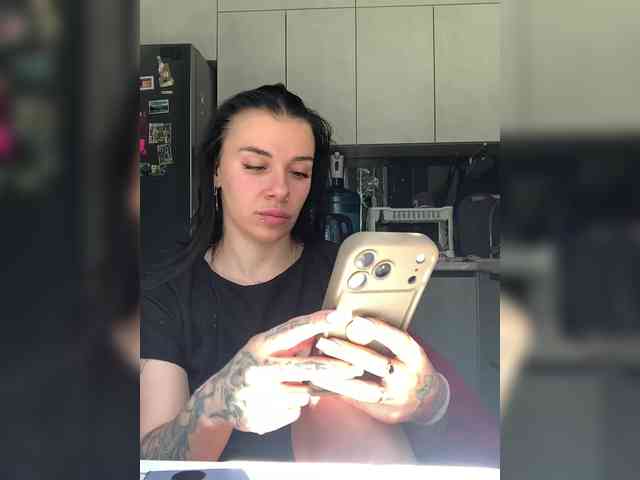 deva_maria webcam