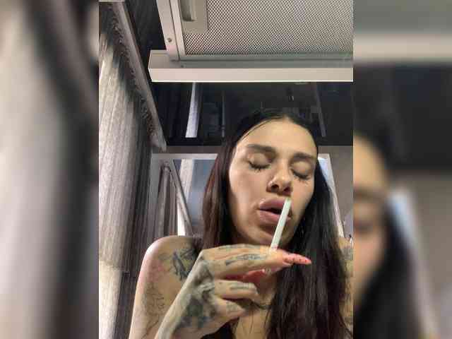 deva_maria webcam