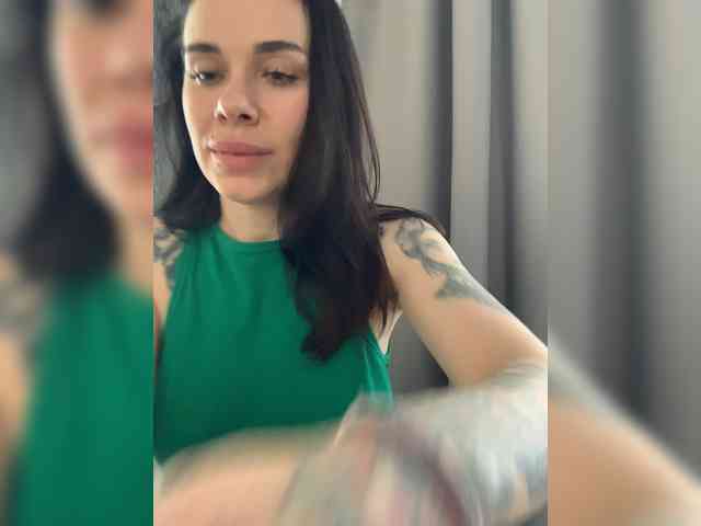 deva_maria webcam