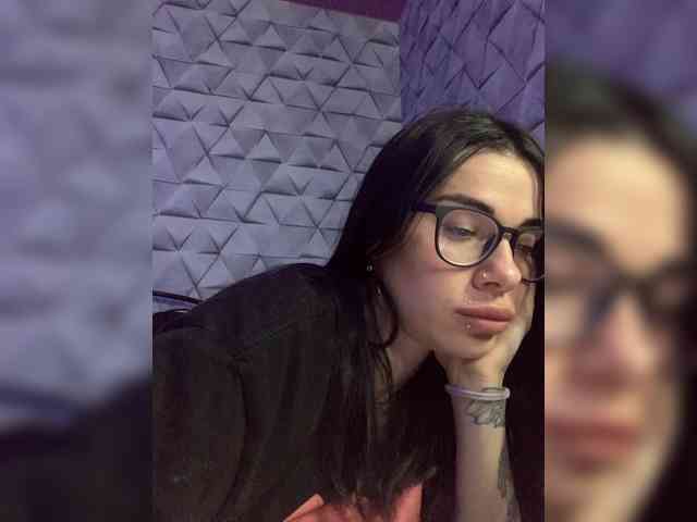 deva_maria webcam