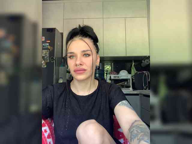 deva_maria webcam