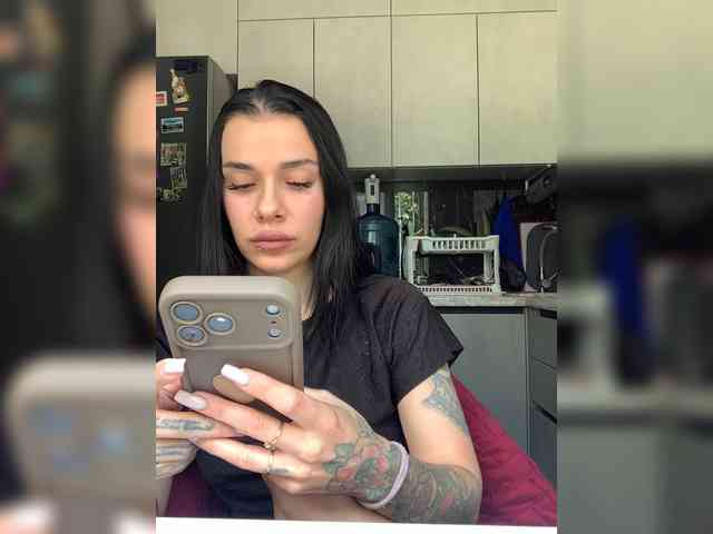 deva_maria webcam