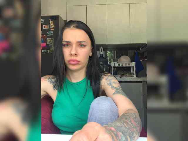 deva_maria webcam