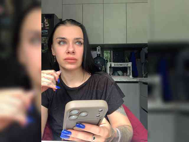 deva_maria webcam