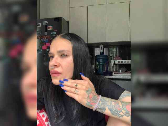 deva_maria webcam