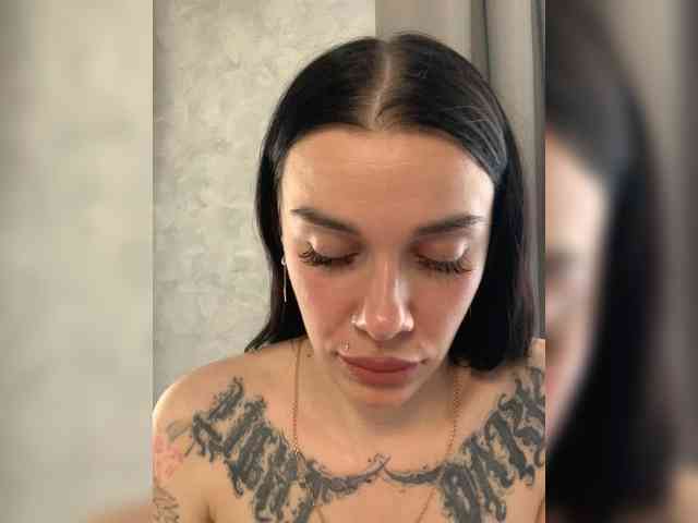 deva_maria webcam