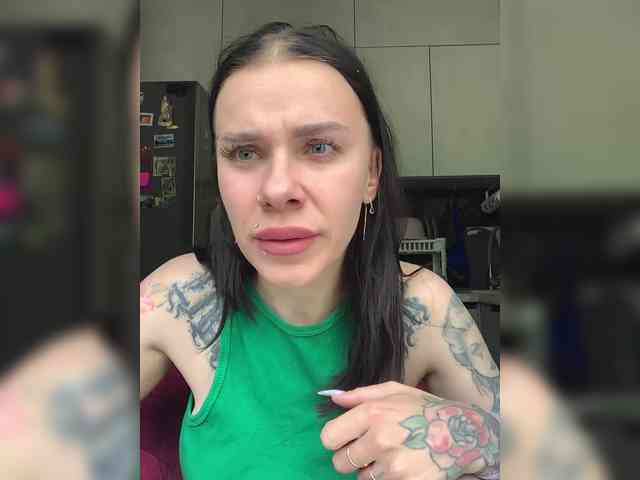 deva_maria webcam