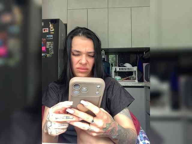 deva_maria webcam
