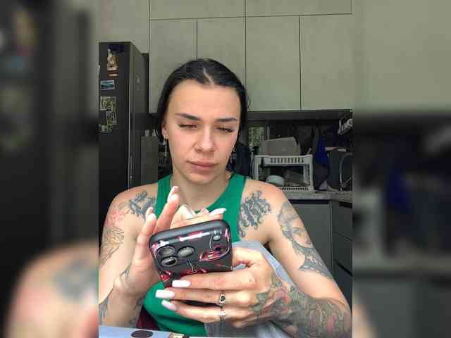deva_maria webcam