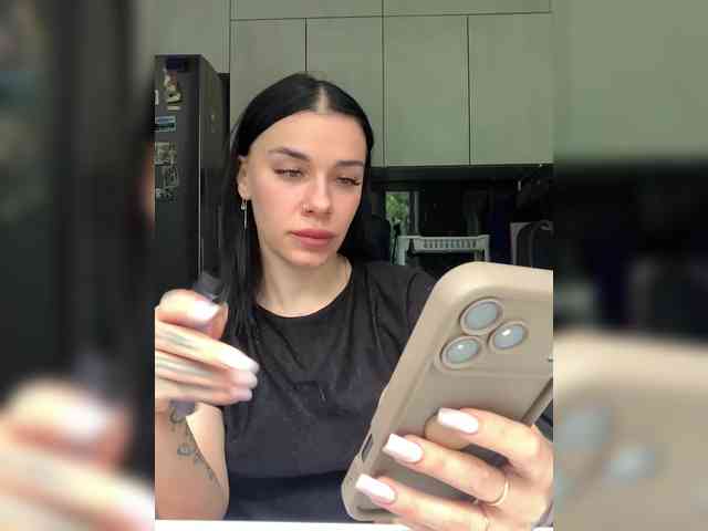 MaidenCrystal Sex Cam Show