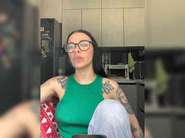 deva_maria webcam