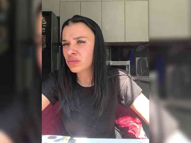 deva_maria webcam
