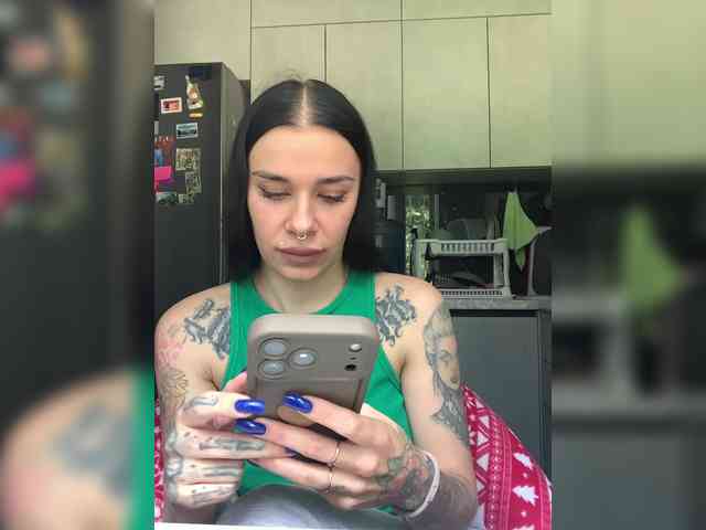 deva_maria webcam