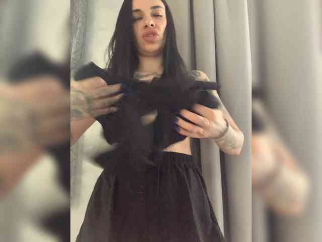 deva_maria webcam
