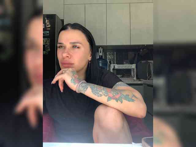 MaidenCrystal Sex Cam Show