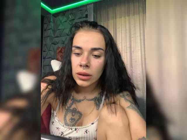 deva_maria webcam