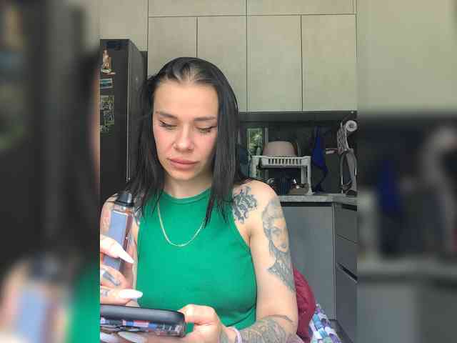 deva_maria webcam