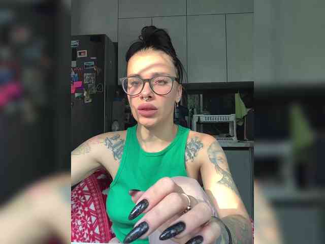 deva_maria webcam