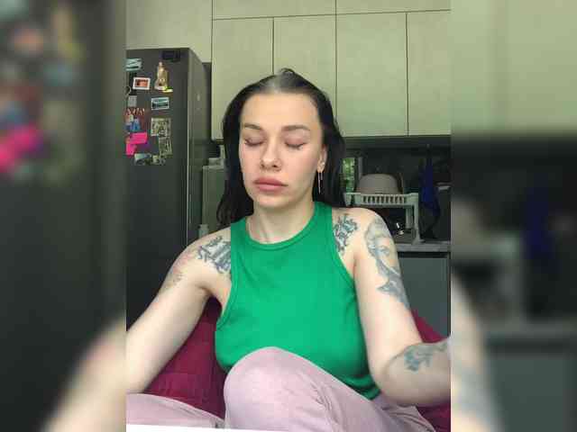 deva_maria webcam