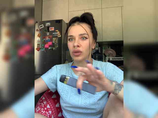 deva_maria webcam