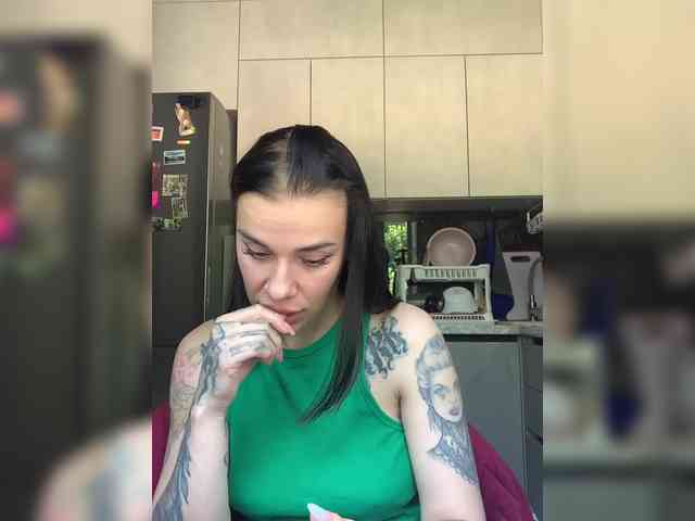 deva_maria webcam