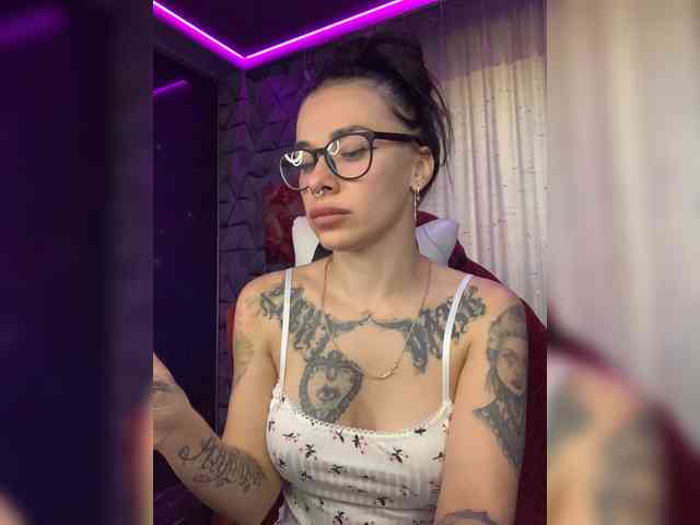 deva_maria webcam