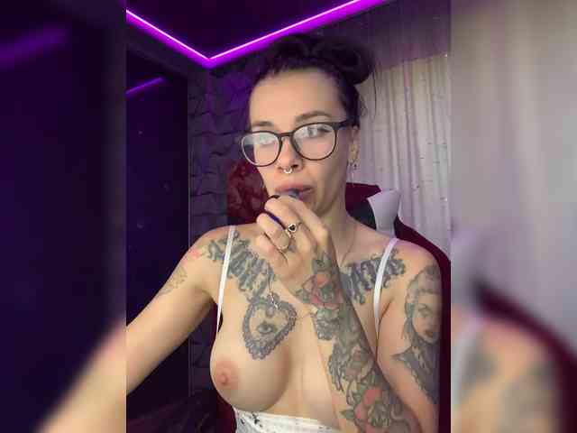 deva_maria webcam