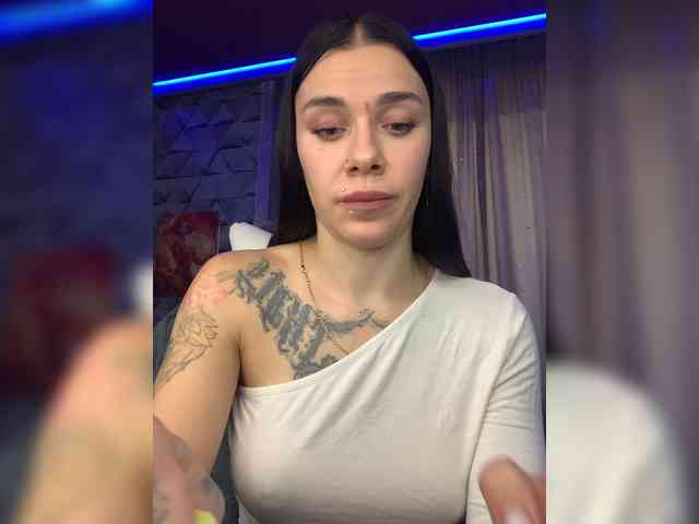 deva_maria webcam
