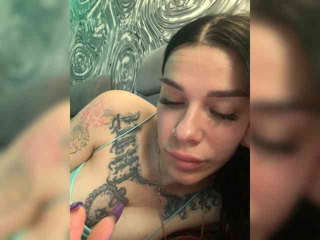 deva_maria webcam