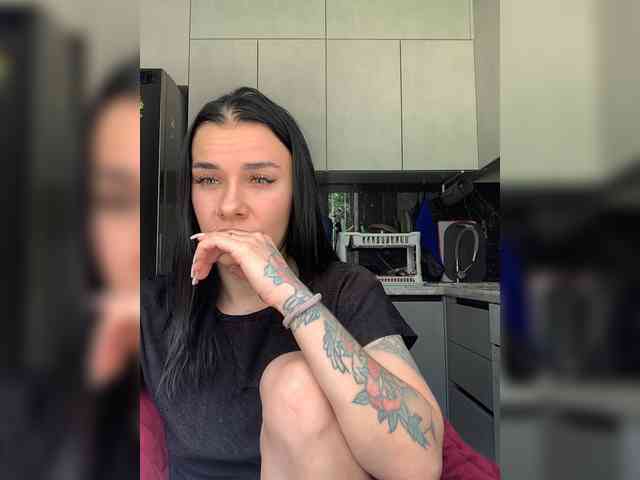 deva_maria webcam