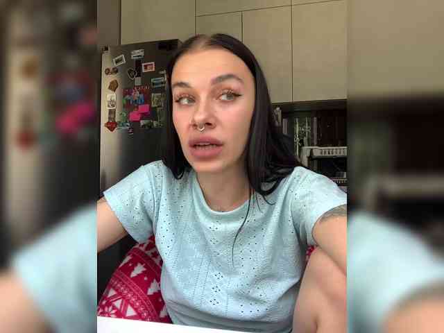 deva_maria webcam