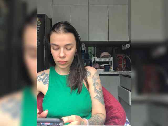 deva_maria webcam