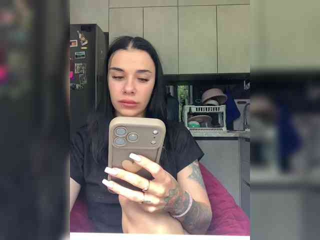 deva_maria webcam