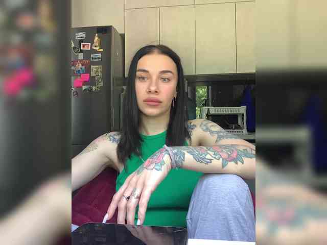 deva_maria webcam