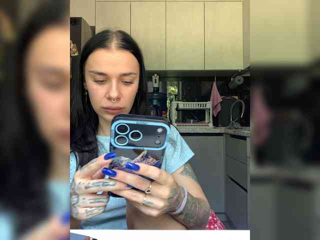 deva_maria webcam