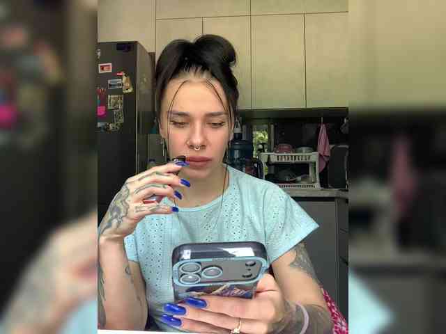 deva_maria webcam